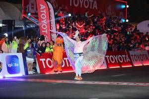 BIB: 142328
                            <button type="button" onclick="openModal(23188982)" class="btn btn-primary btn-sm float-right btn-popup" data-toggle="modal" data-target=".modal-high-quality">
                        <i class="fas fa-shopping-cart"></i> Add to Cart
                    </button>
                                            <button type="button" onclick="isThisMe(23188982, true)" class="btn btn-success btn-sm float-right btn-popup btn-isme hidden" data-toggle="tooltip" data-placement="bottom" title="นี่คือรูปของคุณใช่ไหม คลิกที่นี่เพื่อเอาเข้าอัลบั้ม">
                        <i class="fas fa-plus"></i> Add to album
                    </button>
                    <button type="button" onclick="isThisMe(23188982, false)" class="btn btn-warning btn-sm float-right btn-popup btn-isnotme hidden">
                        <i class="fas fa-ban"></i> Remove from album
                    </button>